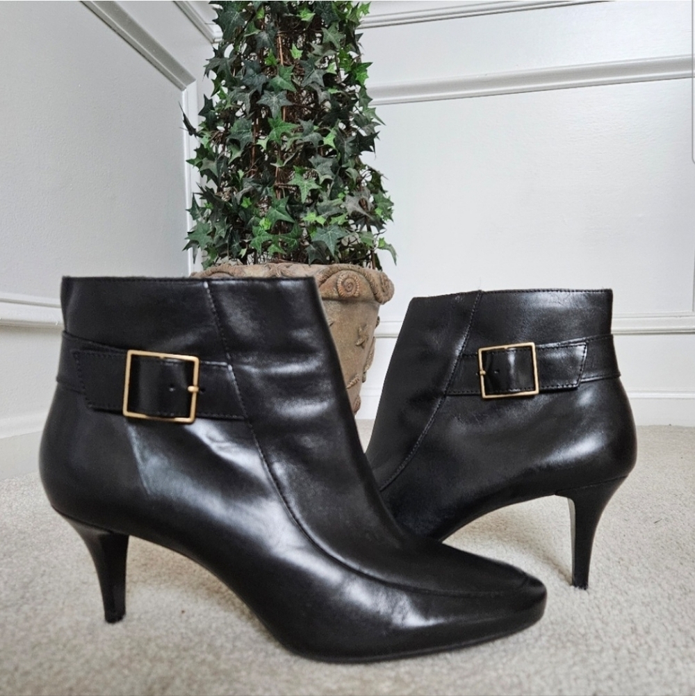 Talbots Booties Ankle Heel , Black Leather 8.5 ECU!!
